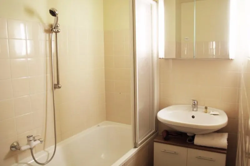 Checkvienna Apartment Quellenstrasse